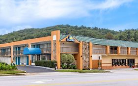 Days Inn By Wyndham Clayton